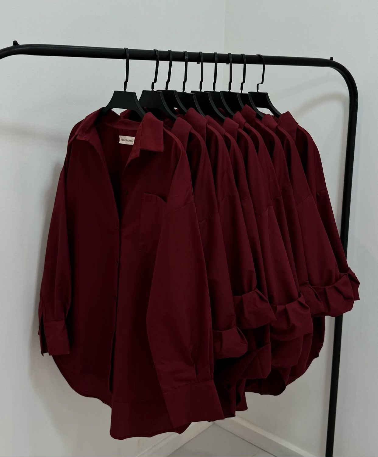 MAROON BUTTON DOWN SHIRT